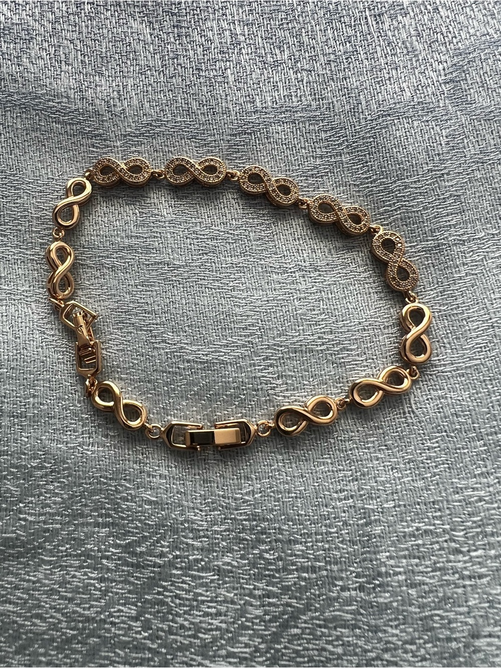 Gold Infinity Link Bracelet - Women Jewelry